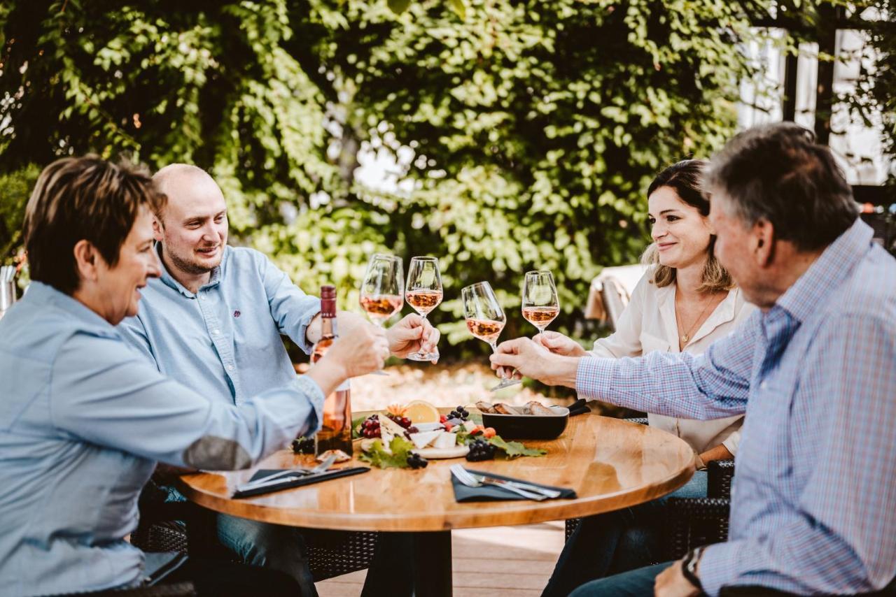 Weingut Und Gaestehaus Apel Nittel Ngoại thất bức ảnh