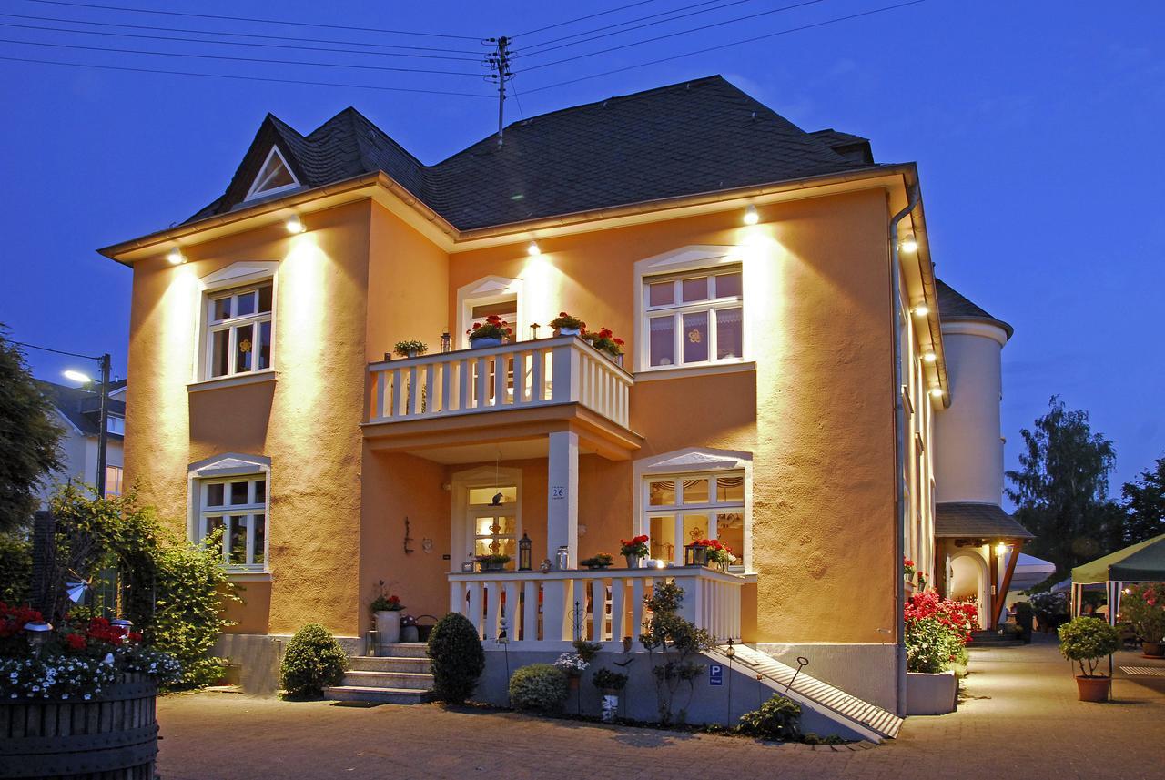 Weingut Und Gaestehaus Apel Nittel Ngoại thất bức ảnh